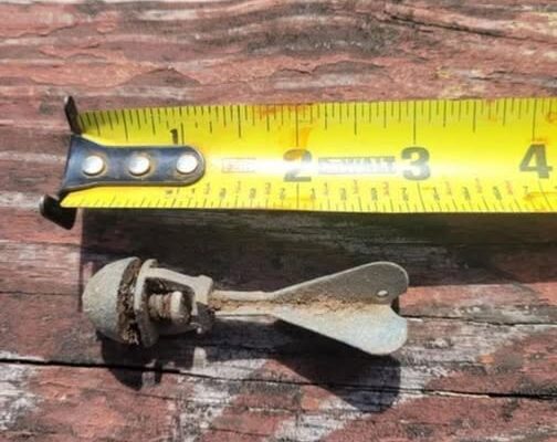 Small metal dart found in yard. Located in Northeast USA. “Nose” is threaded but doesn’t completely screw off. No stamps or markings. Any idea?